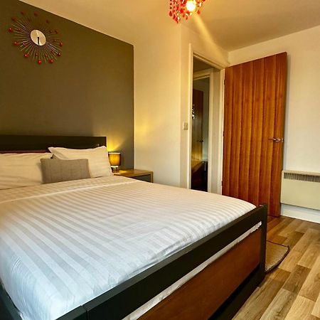 Two Bedroom Flat Town Centre Колчестър Екстериор снимка